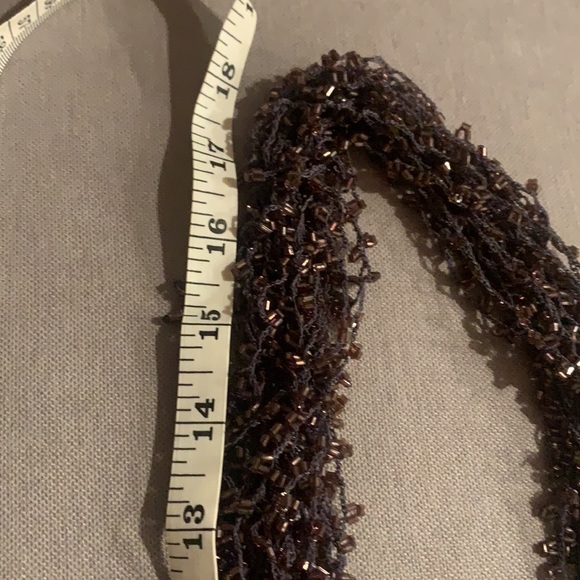 Beautiful necklace - Picture 3 of 4